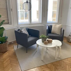  Apartment Center W18 Hungary